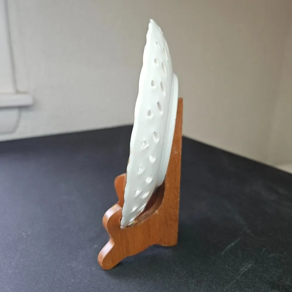 No brand vintage souvenir